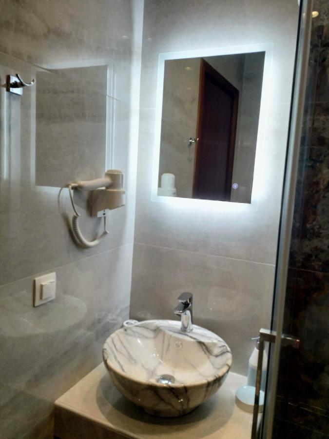 Spiros Maria Apartment *